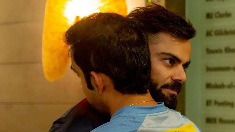 RCB vs DC: Gautam Gambhir hugs Virat Kohli after charged up celebration at Chinnaswamy