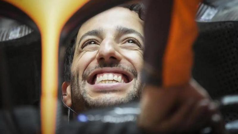 Ricciardo replaces De Vries at AlphaTauri in surprise return to F1 and will race at Hungarian GP