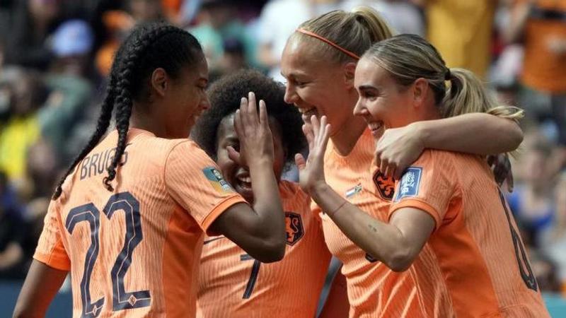 Netherlands beats South Africa 2-0 to advance to the quarterfinals of the Women’s World Cup