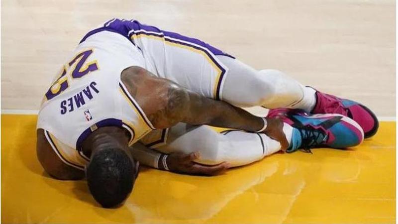 LeBron James, LeBron James injury update