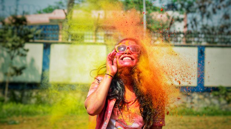 How to protect your eyes during Holi