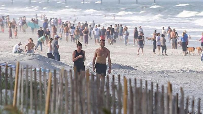 Florida reopens beaches as US eases cornavirus lockdown measures