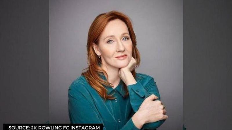 j. k. rowling's transphobic tweets