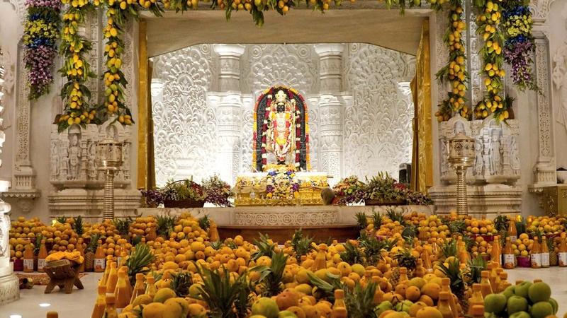 11000 mangoes offered as bhog to Ram Lalla on Akshaya Tritiya 