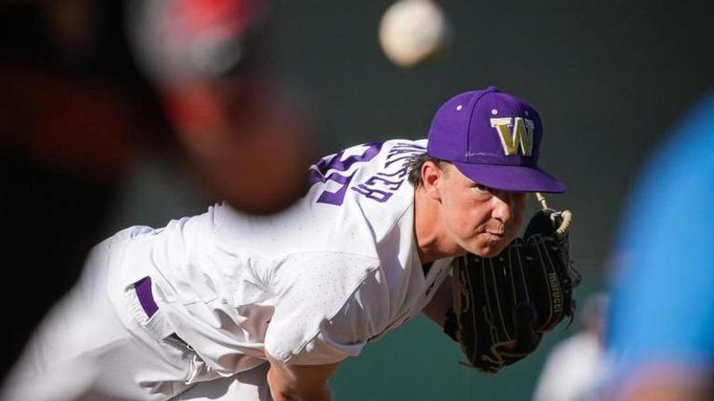 Washington beat 8-3 over USC for its first Pac-12 win, advance into semis