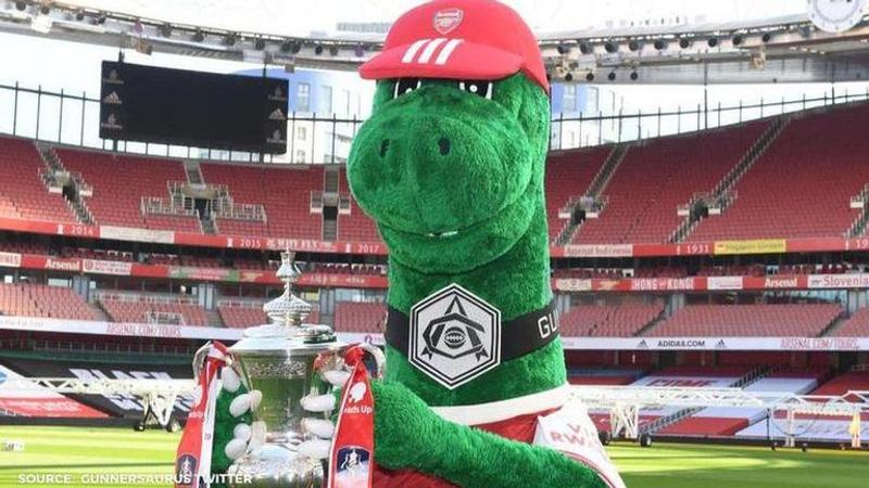 Mesut Ozil offers to pay salary of Gunnersaurus to save him from "being redundant"