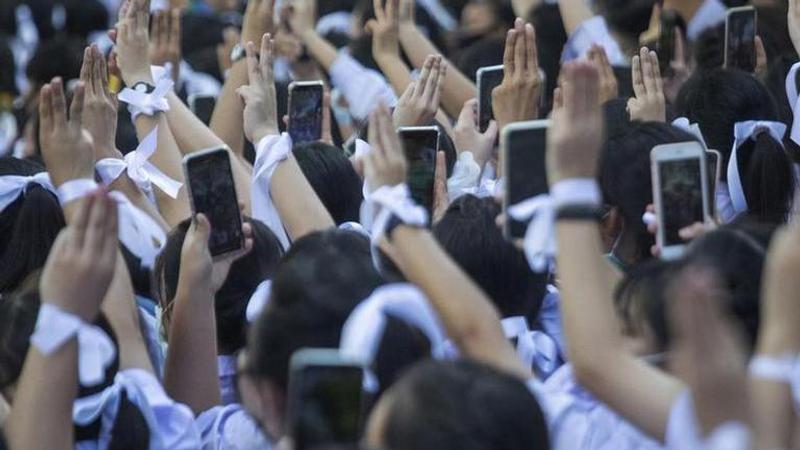 Thai students jeer education minister as protests escalate