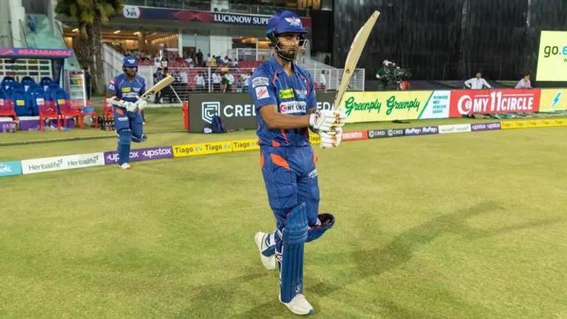 KL Rahul in action for Lucknow Super Giants