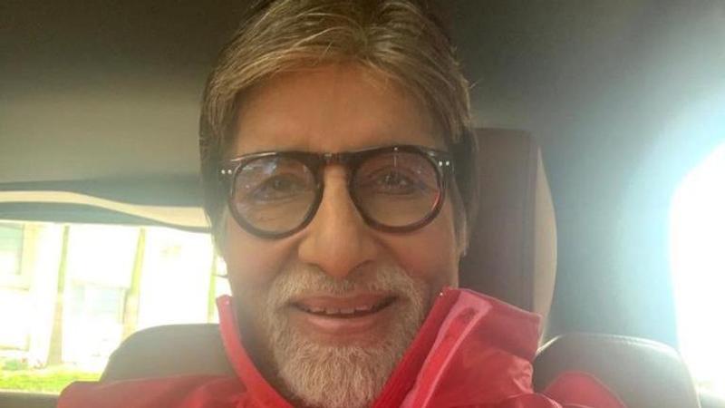 Amitabh Bachchan explains importance of politeness and madness in life with recent post