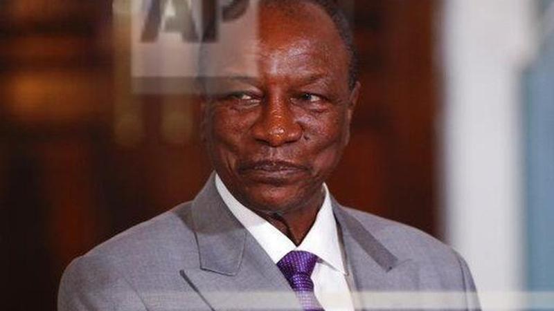 Guinea President Conde receives Russian COVID jab