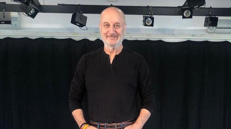 Anupam Kher shares a witty post on the importance of wearing a mask; Read Here