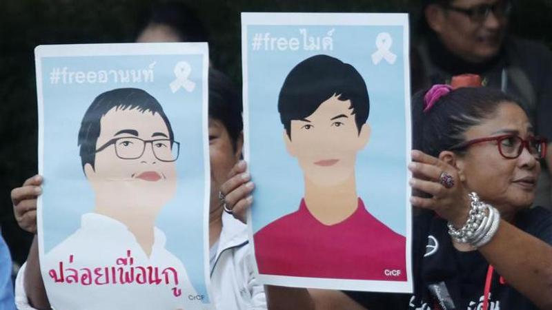 Thailand: Protesters gather at Bangkok prison