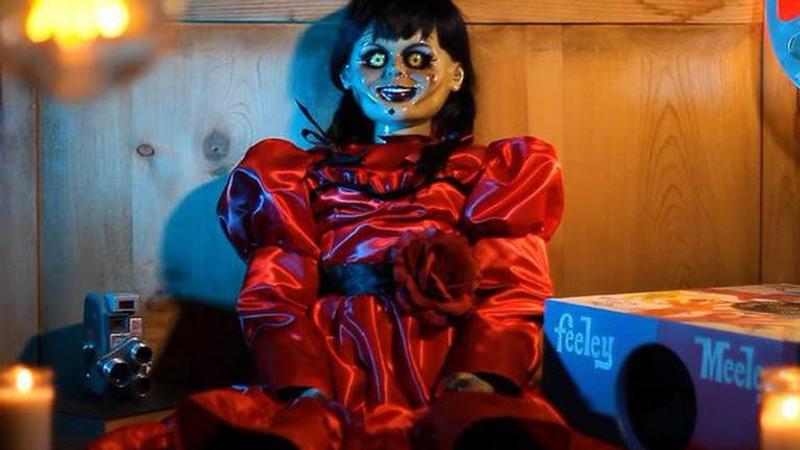 Spooky 'Annabelle' like doll moves on it own inside cabinet