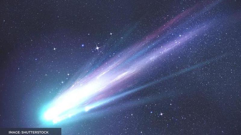 mega comet 2014 UN271